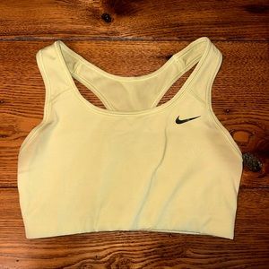 Nike pro sports bra